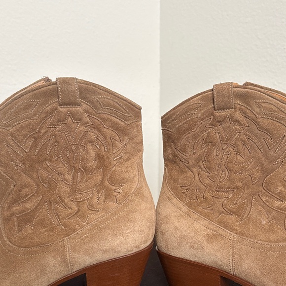 Saint Laurent western Tan Suede Ankle Boots - Picture 10 of 12